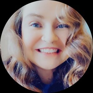 Meet your Posher, Kara